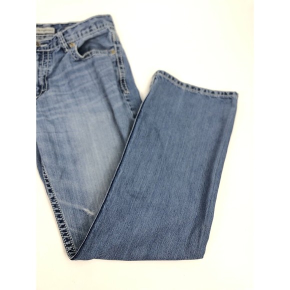 BKE Tyler Straight Medium Wash Jeans Men’s Size 33R X 31 Distressed - Picture 2 of 11